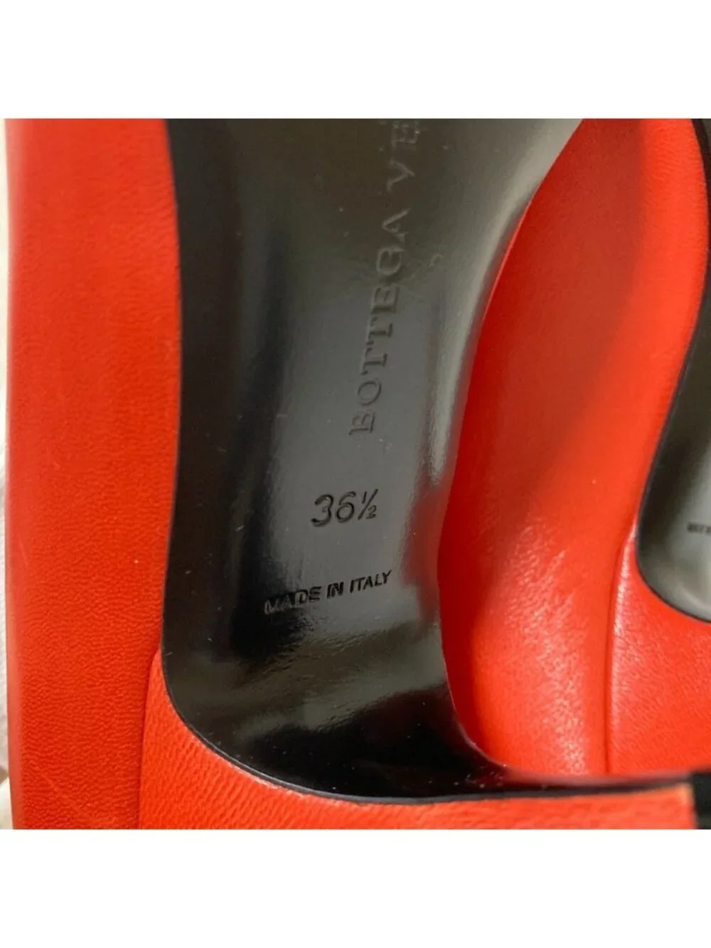 Bottega Veneta Color Contrast Leather Pointed Toe Pumps 36.5 Equivalent